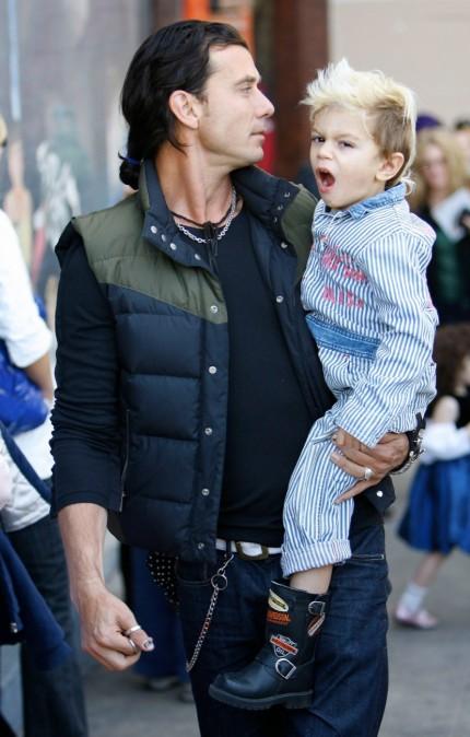 Топ-30 зевающих знаменитостей