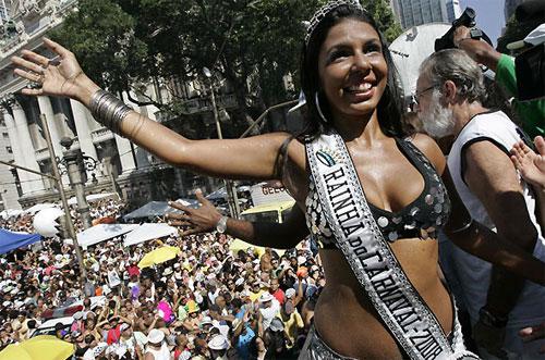 Бразильский карнавал фестивалит