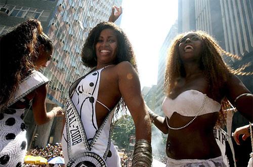 Бразильский карнавал фестивалит