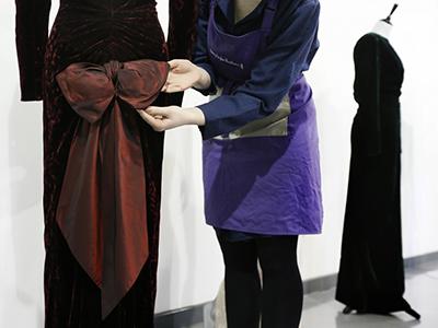 Платья принцессы Дианы выставлены на торги