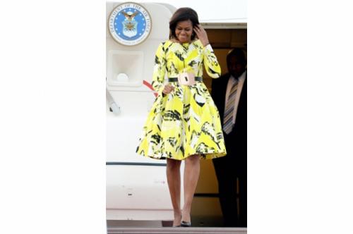 "Пропахшие нафталином" наряды Меркель и другие "модные проколы" женщин-политиков