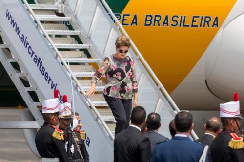 "Пропахшие нафталином" наряды Меркель и другие "модные проколы" женщин-политиков