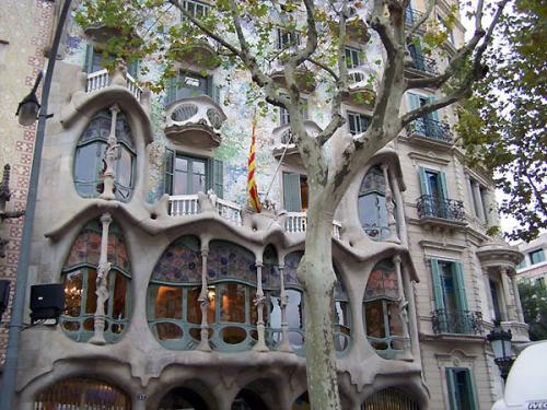 Tоп-10 самых сексуальных зданий мира