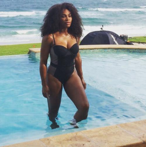 Шарапова и другие знаменитые спортсмены на пляже