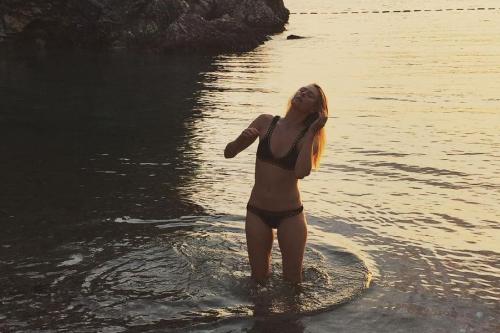 Шарапова и другие знаменитые спортсмены на пляже