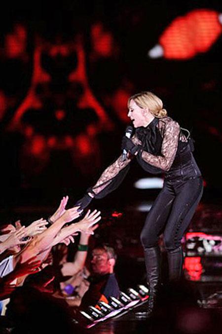 Мадонна приезжает в Москву