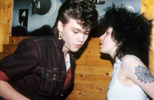 Редкие фото мировых знаменитостей в начале карьеры