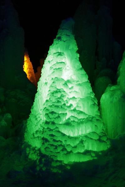 В Швейцарии найден Дворец Снежной королевы