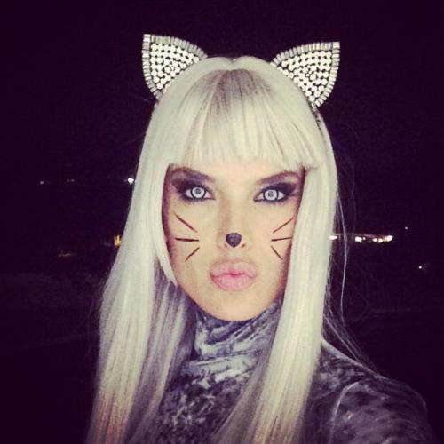 Звездный Хэллоуин переселился в Instagram