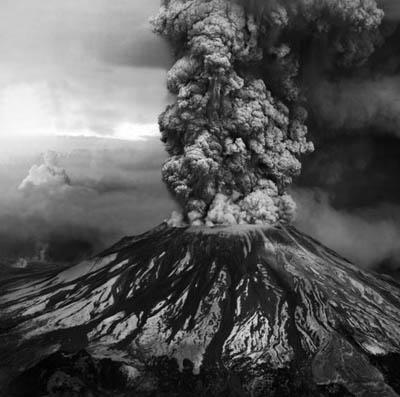 Топ-30 самых невероятных снимков извержений вулканов