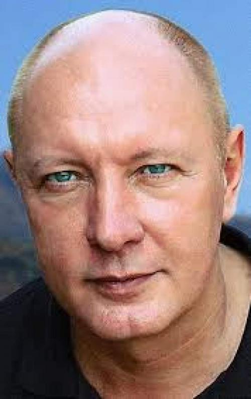 14 звезд, которые вступили в брак раньше, чем окончили школу