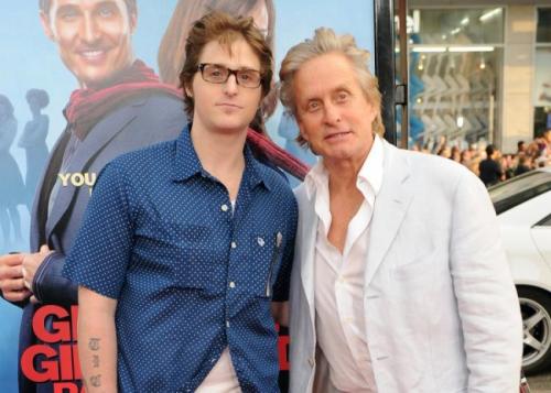 Дети звезд, которые опозорили своих родителей