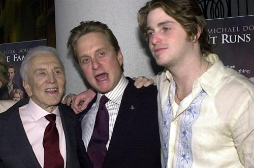 Дети звезд, которые опозорили своих родителей