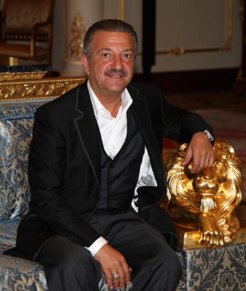 У богатых свои причуды: самые безумные траты олигархов