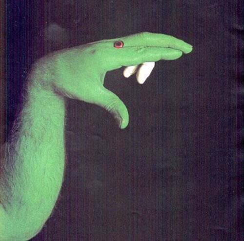 Художник оживил жесты