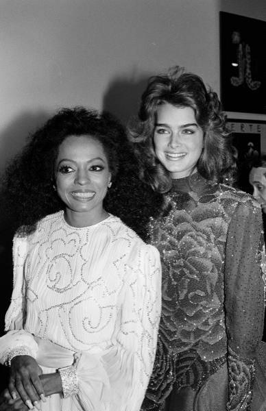 Редкие снимки знаменитостей прошлого и настоящего. Часть 6