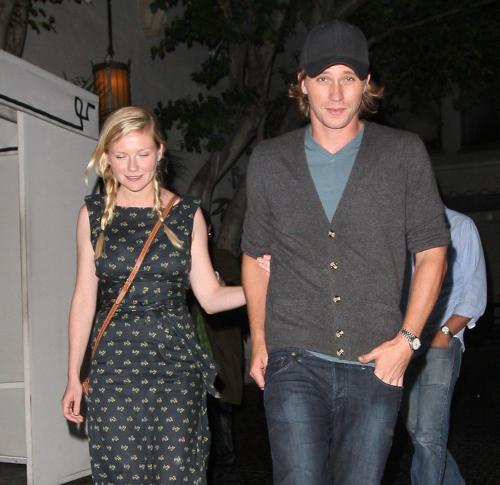 "И на кого променяла?!": новые избранники звездных блондинок