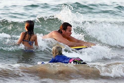 Папарацци нашли целлюлит у Синди Кроуфорд