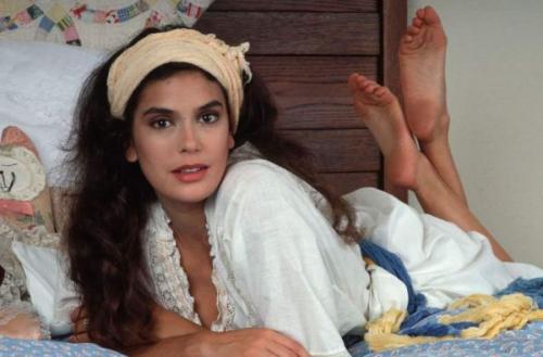 Звезды, ставшие в детстве жертвами насилия