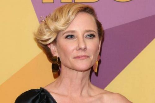 Звезды, ставшие в детстве жертвами насилия