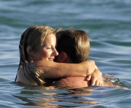 Звезды без стыда: самые горячие пары минувшего лета