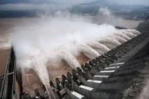 Самые длинные и большие дамбы в мире