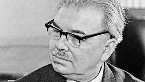 Кто из российских звезд ездил к Ванге