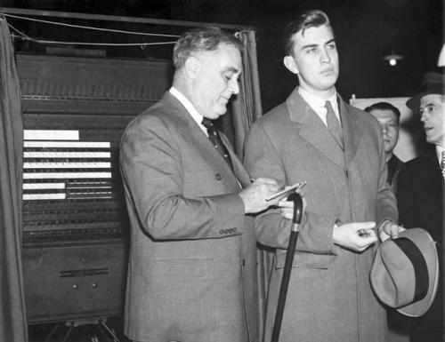 Знаменитые люди, которые умерли в свой день рождения