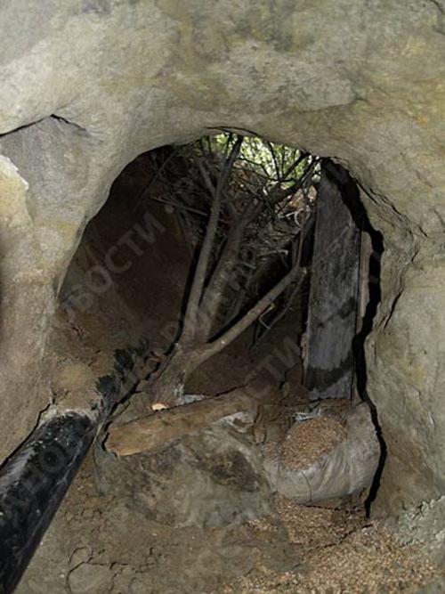 Последний взгляд из пещеры затворников