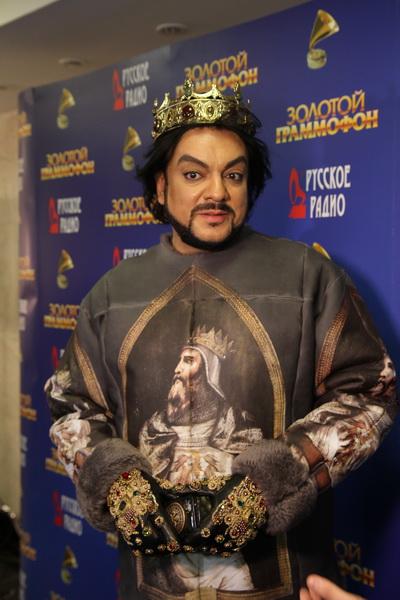 Расторгуева наградили за Родину-мать, а Веру Брежневу – за улыбку