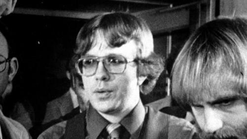 Под прицелом: знаменитости, которых пытались убить