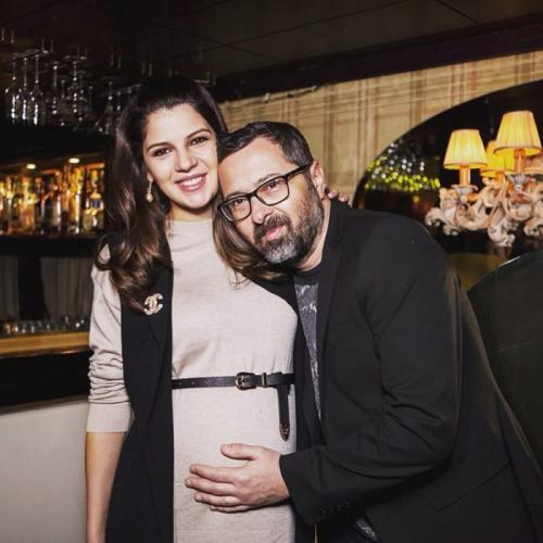 Звезды, которые познакомились со своей второй половинкой в интернете