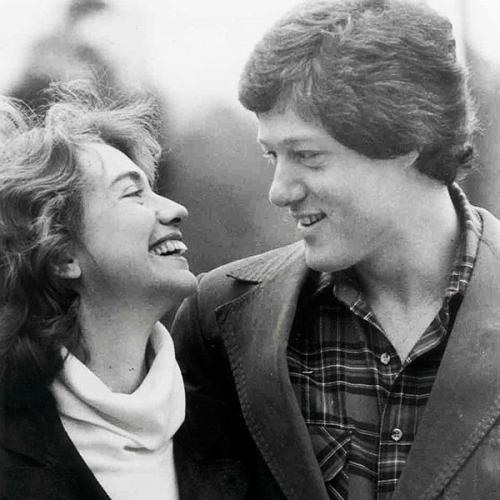Фото из прошлой жизни: политики и их супруги в молодости