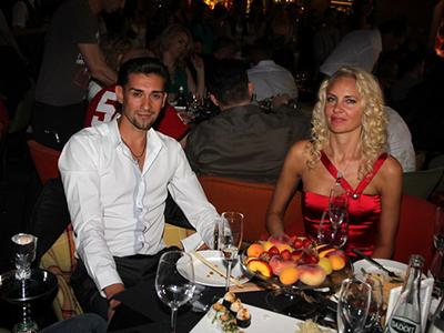 Никас Сафронов против гламура