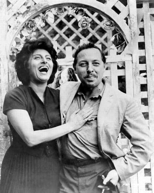 Редкие фотографии юных знаменитостей. Часть 12