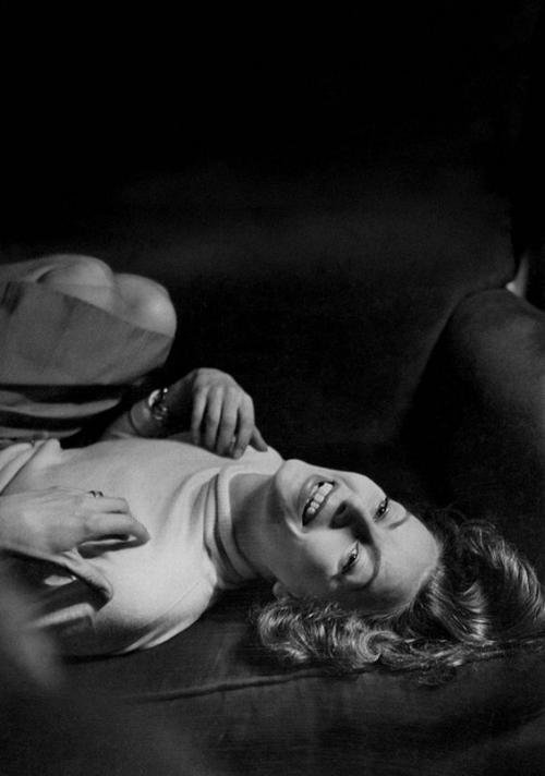 Редкие фотографии юных знаменитостей. Часть 12