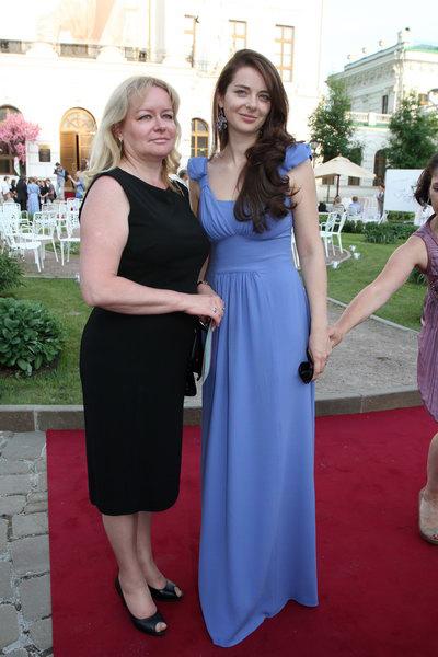 «Черешню» от Олега Янковского раздали звездам искусства