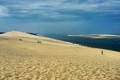 Гора из песка названа самой большой дюной Европы
