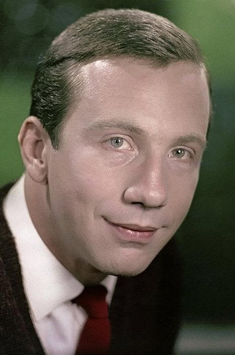 Сколько, и за что сидели в тюрьме российские знаменитости