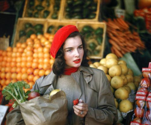 Знаменитости и не только в объективе Рут Оркин