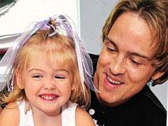 Дочь Анны Николь Смит украсила обложку Us Weekly