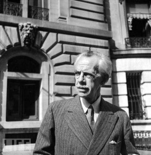 Знаменитые литераторы: алкоголики и наркоманы