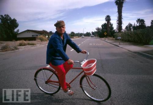 Знаменитые литераторы: алкоголики и наркоманы