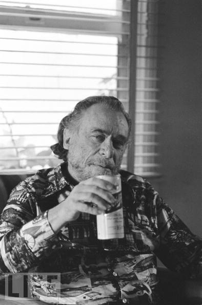 Знаменитые литераторы: алкоголики и наркоманы