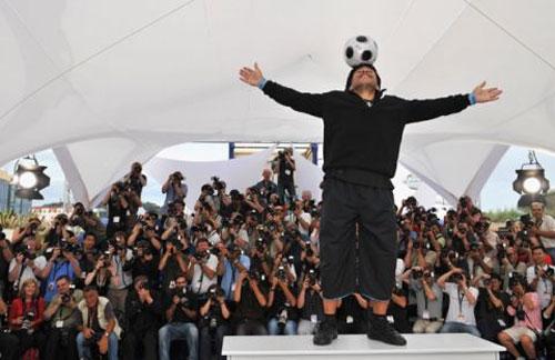 Марадона   сыграл мини-матч с Кустурицей