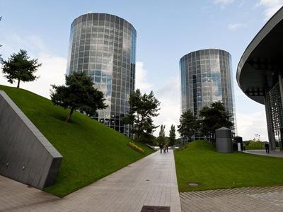 «Автоштадт» — атомобильные башни в Германии