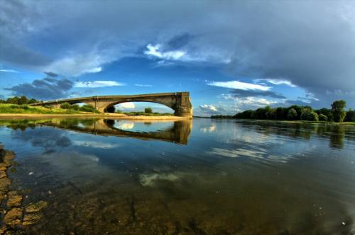 Самые необычные границы, которые наглядно демонстрируют политику государств