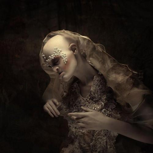 Самая провокационная модель в мире Мелани Гайдос