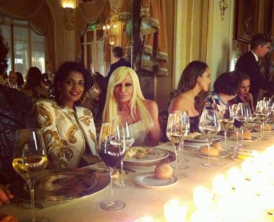 Последние фотографии звезд из Твиттеров