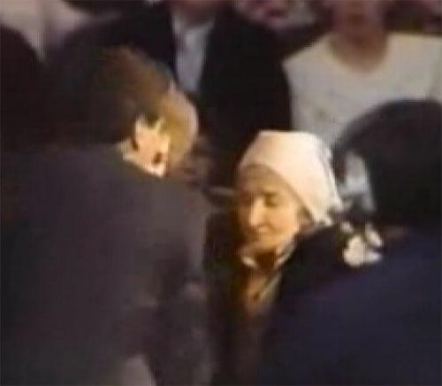 Как согнуть ложку взглядом: разоблачен знаменитый трюк телепата Ури Геллера